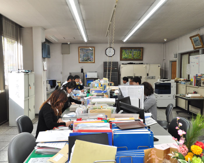 ハヤシ商店社内風景